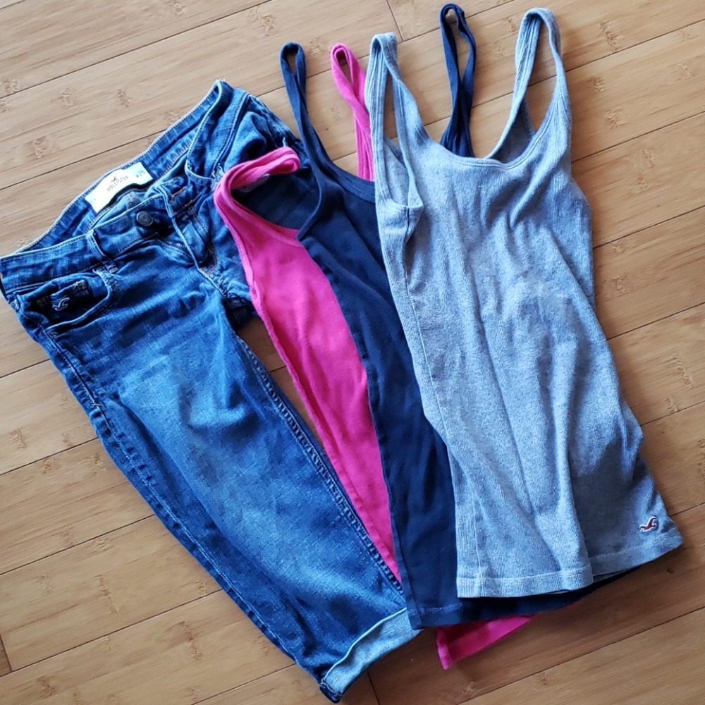 Hollister capris and 3 tank tops sm size 1 w25